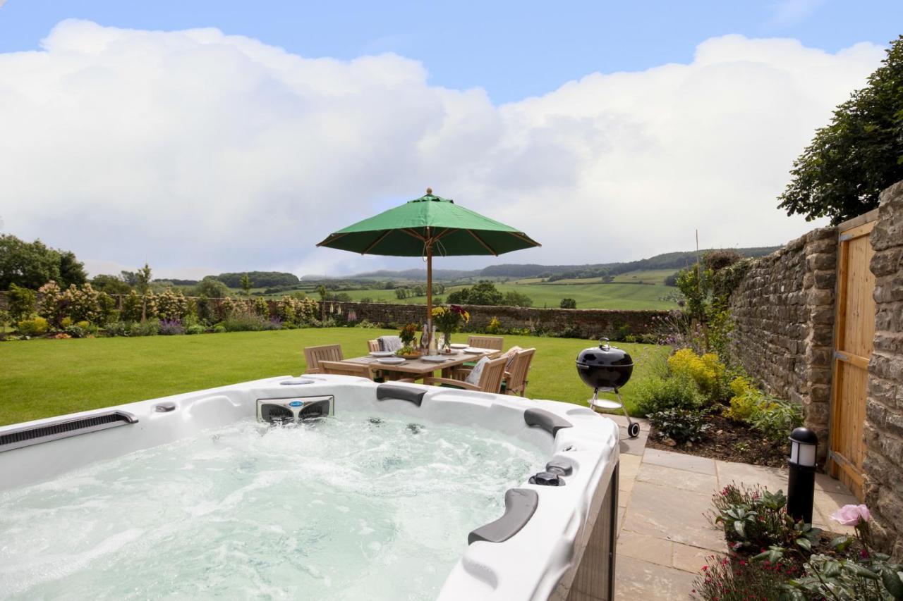 Thirley Cotes Farm Cottages Scarborough Bagian luar foto