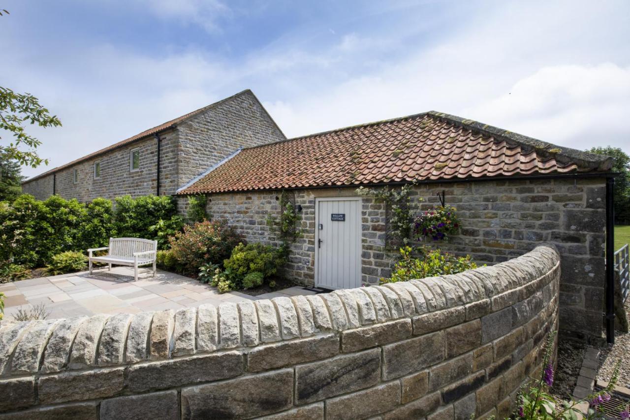Thirley Cotes Farm Cottages Scarborough Bagian luar foto