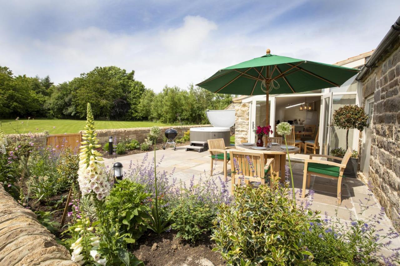Thirley Cotes Farm Cottages Scarborough Bagian luar foto