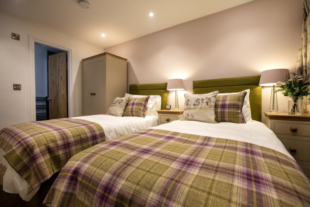 Thirley Cotes Farm Cottages Scarborough Bagian luar foto